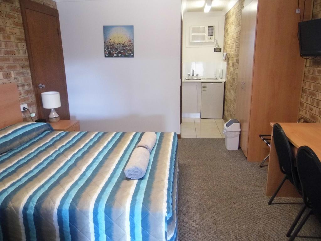 Nanango Fitzroy Motel Zewnętrze zdjęcie